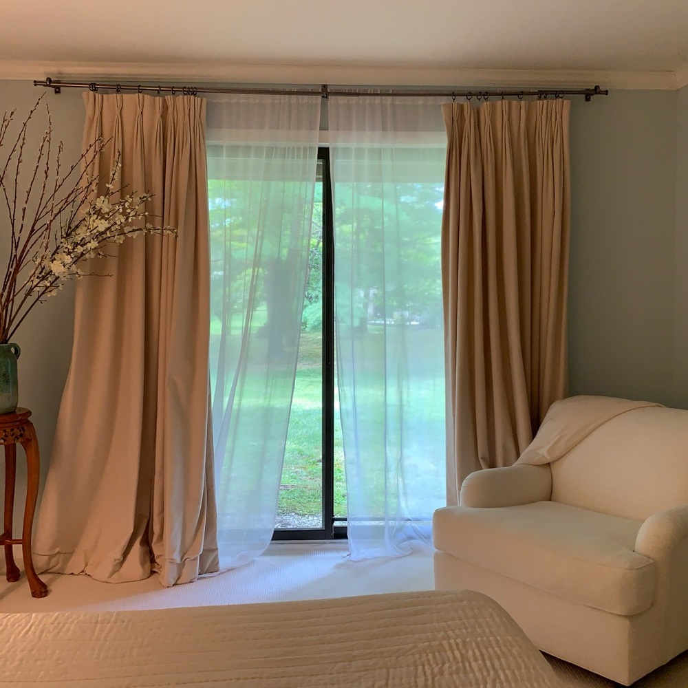 Wool/silk curtains